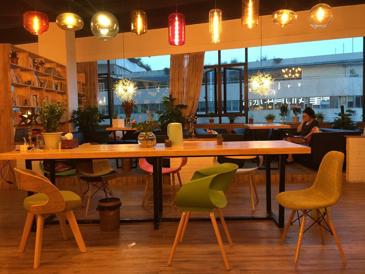 Infinite Stars Us Youth Hostel Τσενγκντού Εξωτερικό φωτογραφία