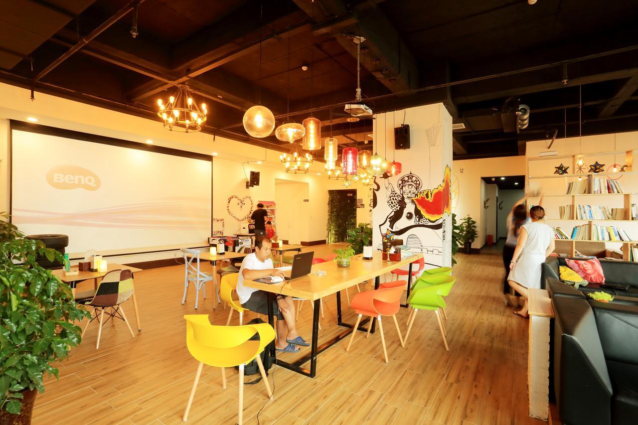 Infinite Stars Us Youth Hostel Τσενγκντού Εξωτερικό φωτογραφία