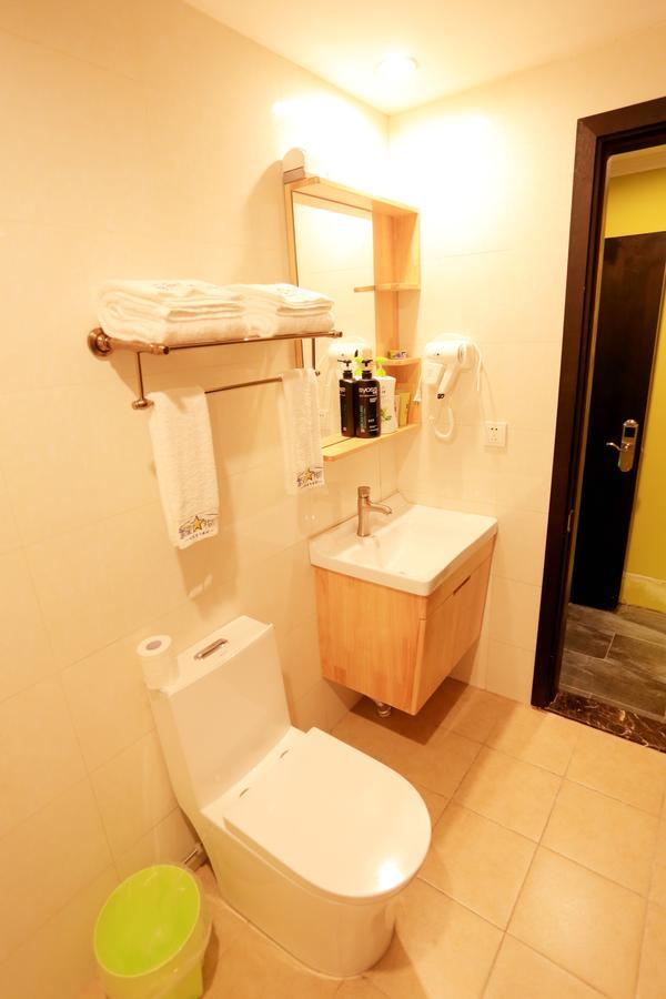 Infinite Stars Us Youth Hostel Τσενγκντού Εξωτερικό φωτογραφία